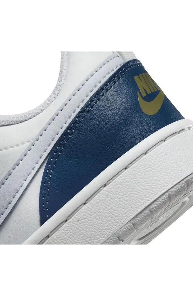 Nike Kids' Court Borough Low-Top Sneakers Active Kids Sports Running Shoes for Young Athletes