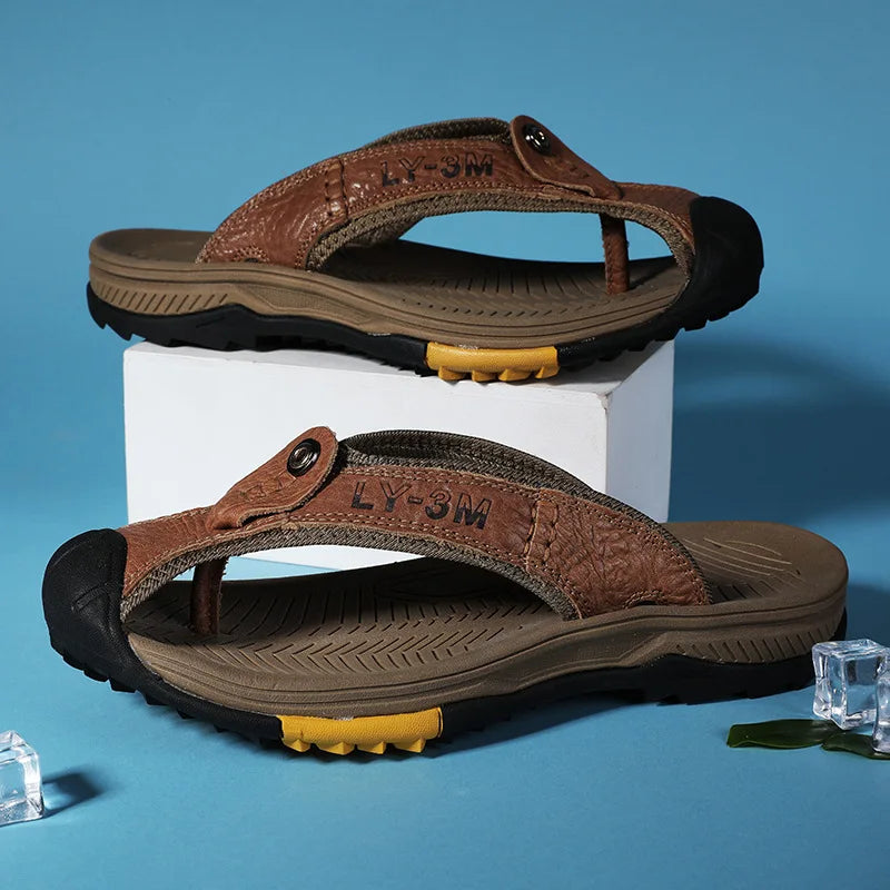 New Men's Genuine Leather Flip-Flops Stylish Non-Slip Beach Sandals Comfortable Durable for Outdoor Everyday Wear Big Sizes